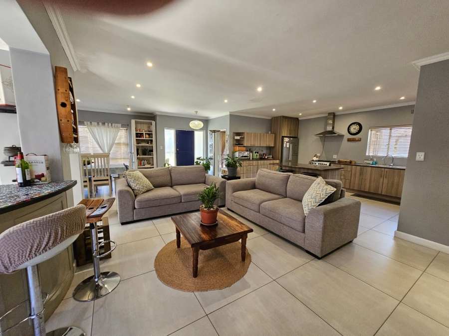 3 Bedroom Property for Sale in Ferndale Western Cape